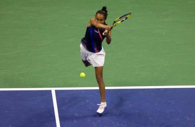 的努力和坚 的努力和坚