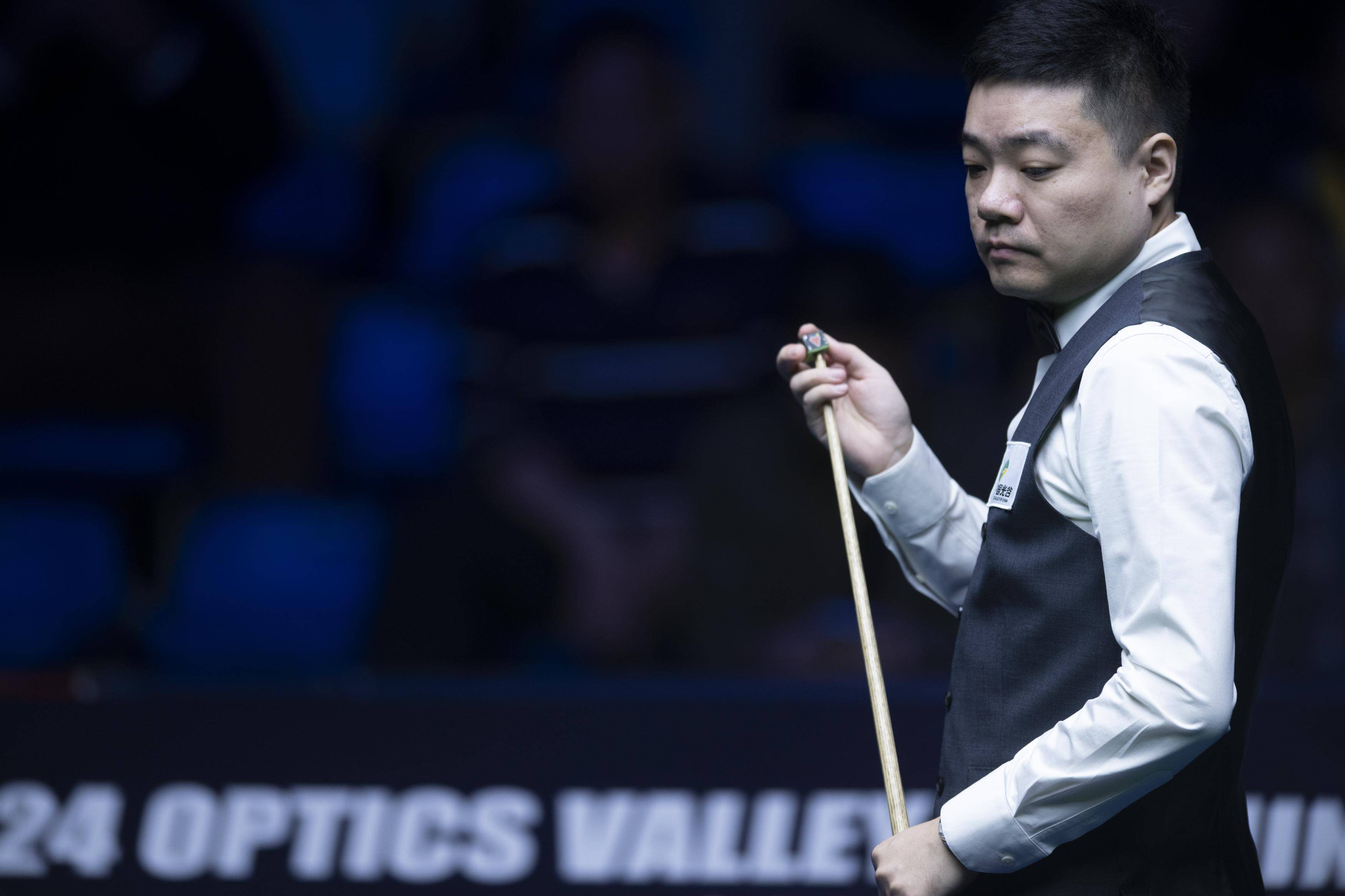 流中发挥着 流中发挥着