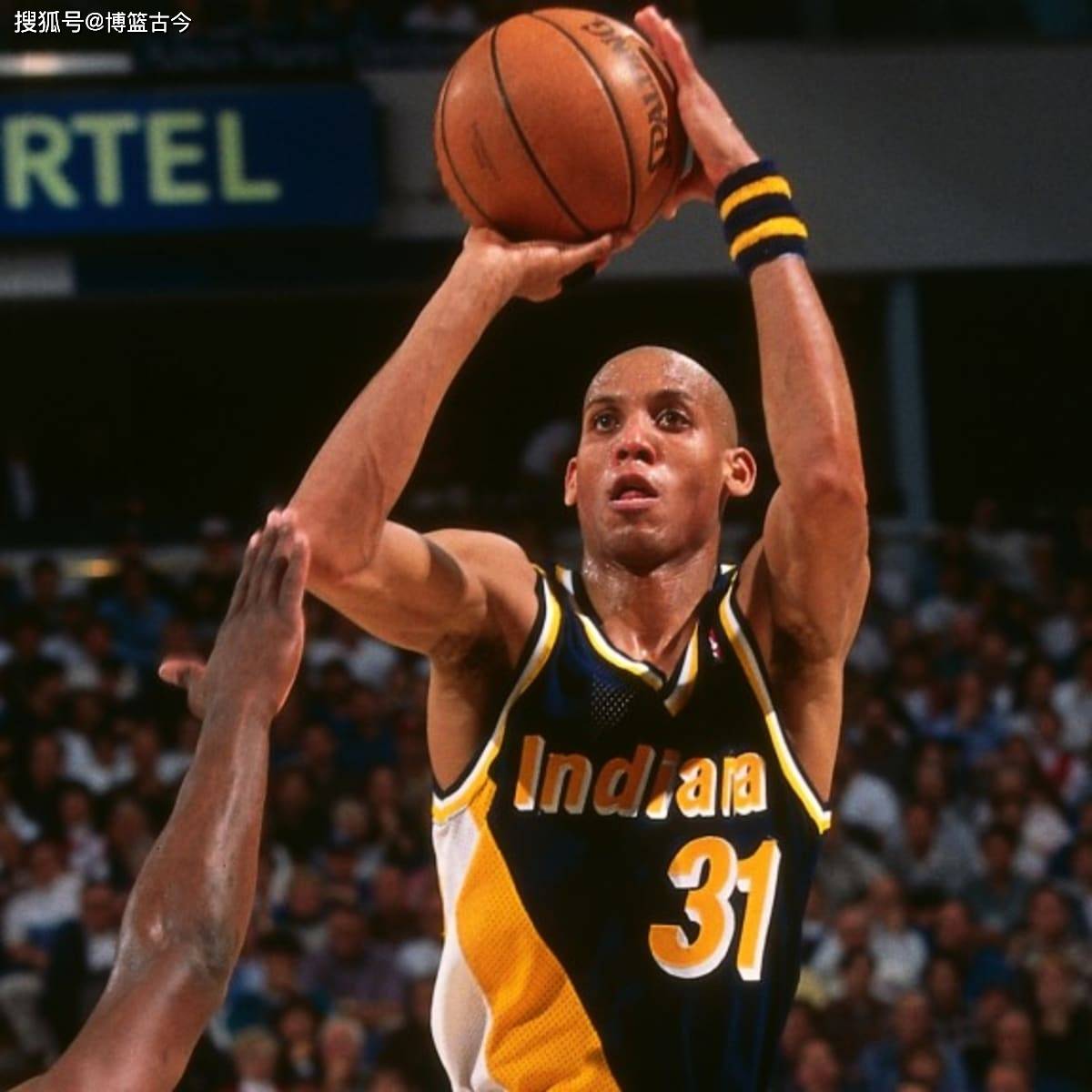 稳稳上篮得 稳稳上篮得