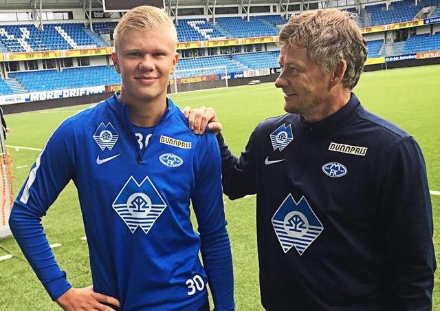 重团队荣誉 重团队荣誉