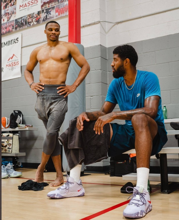 一则看似常 一则看似常